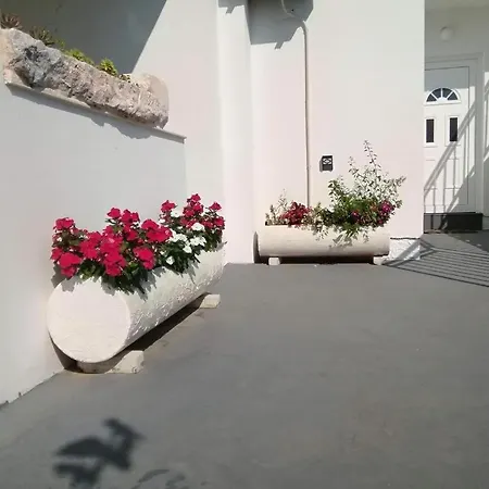 In With Sea View, Terrace, Air Conditioning, Wifi Apartment *