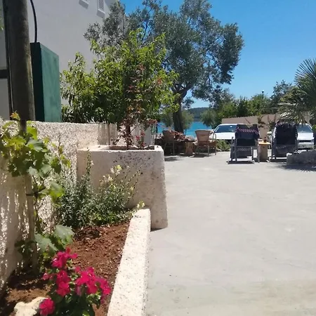 In With Sea View, Terrace, Air Conditioning, Wifi *