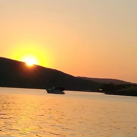 In With Sea View, Terrace, Air Conditioning, Wifi Apartment Vodice